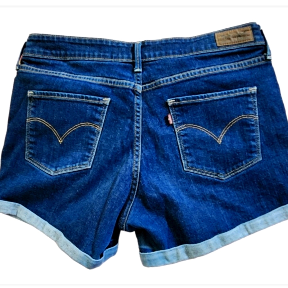 Levi's Midi Short size 31